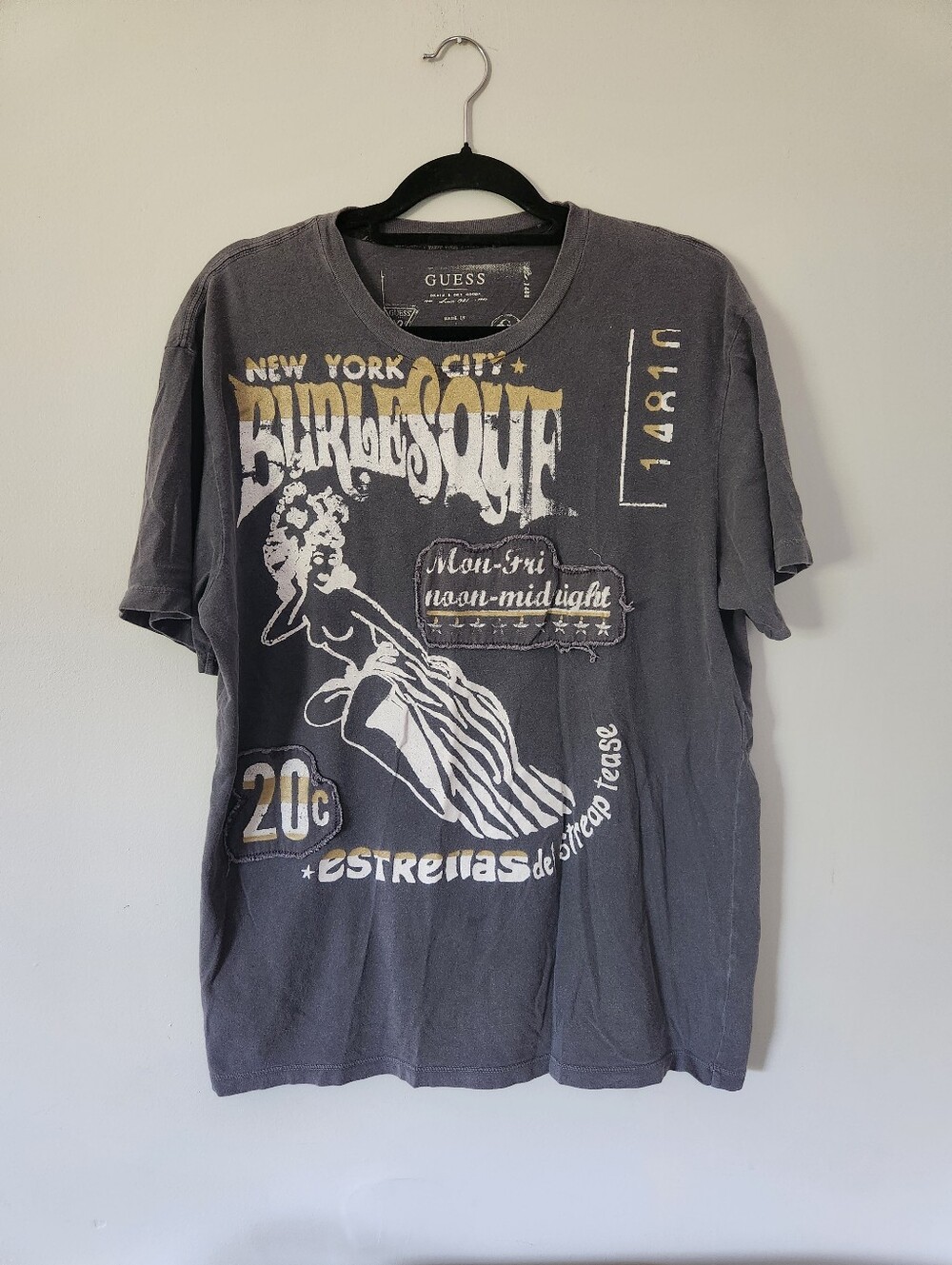 Vintage Rare Y2K Guess New York City Burlesque Graphic T-Shirt